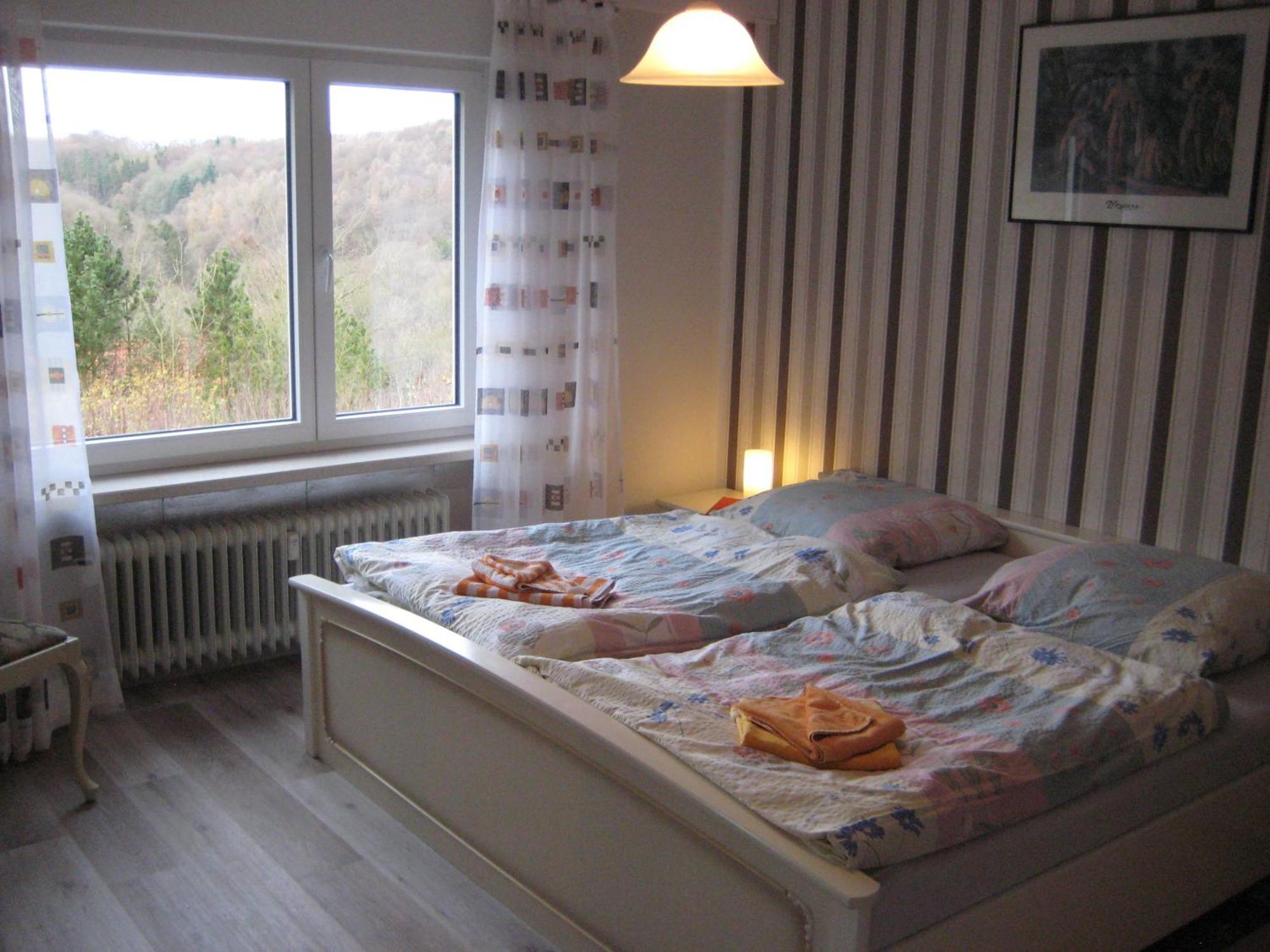 Schlossberg Ferienwohnung Валдек Стая снимка